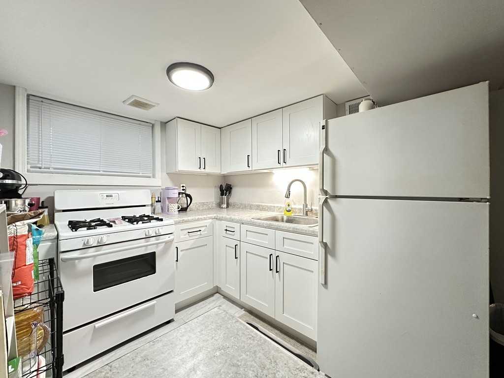 5701 N Keystone Ave #G - Photo 5 of 21