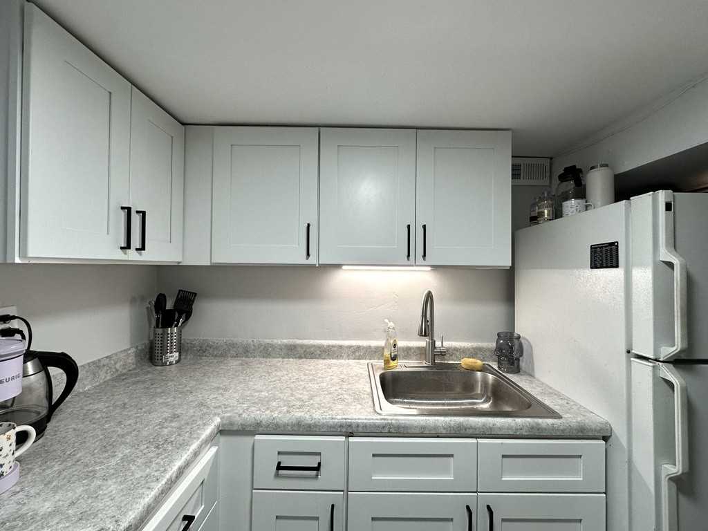 5701 N Keystone Ave #G - Photo 6 of 21
