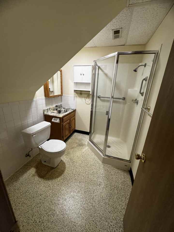 Sugar Creek Plaza Apartments - Photo 6 of 19