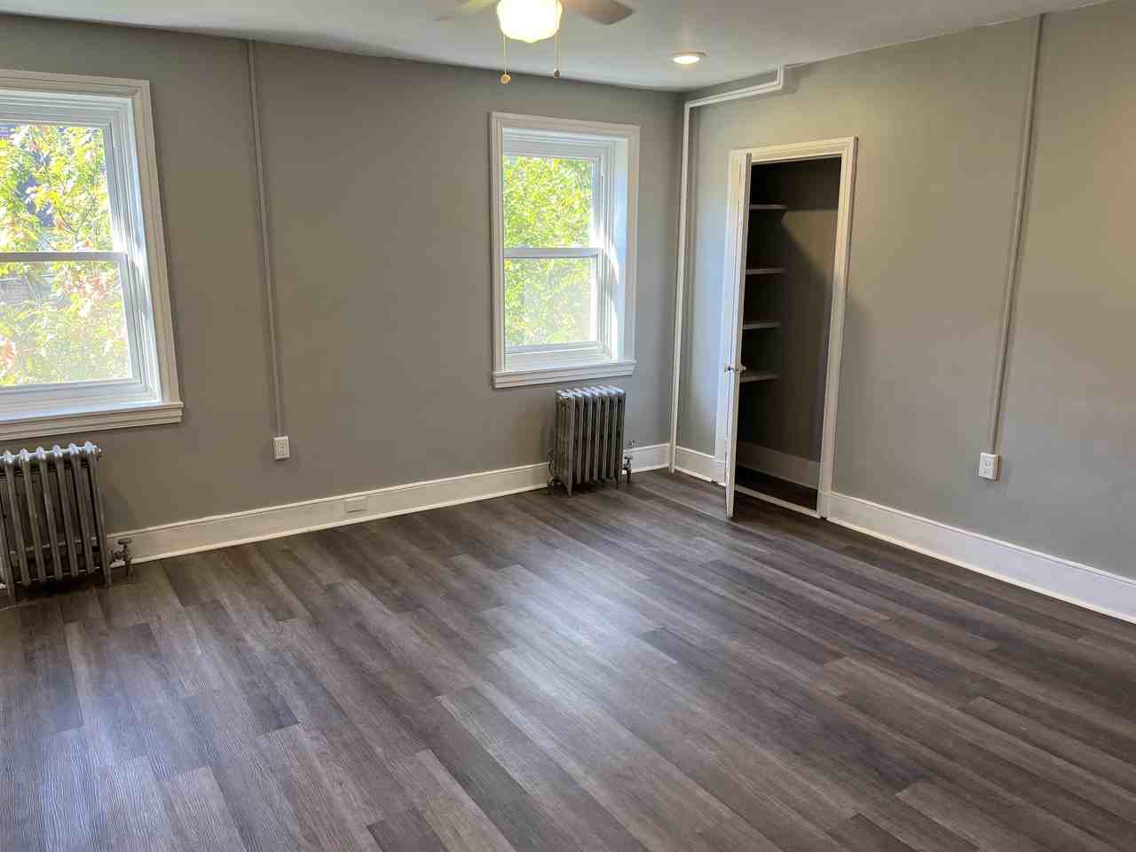 519 Fairmount Avenue - Photo 2 of 10