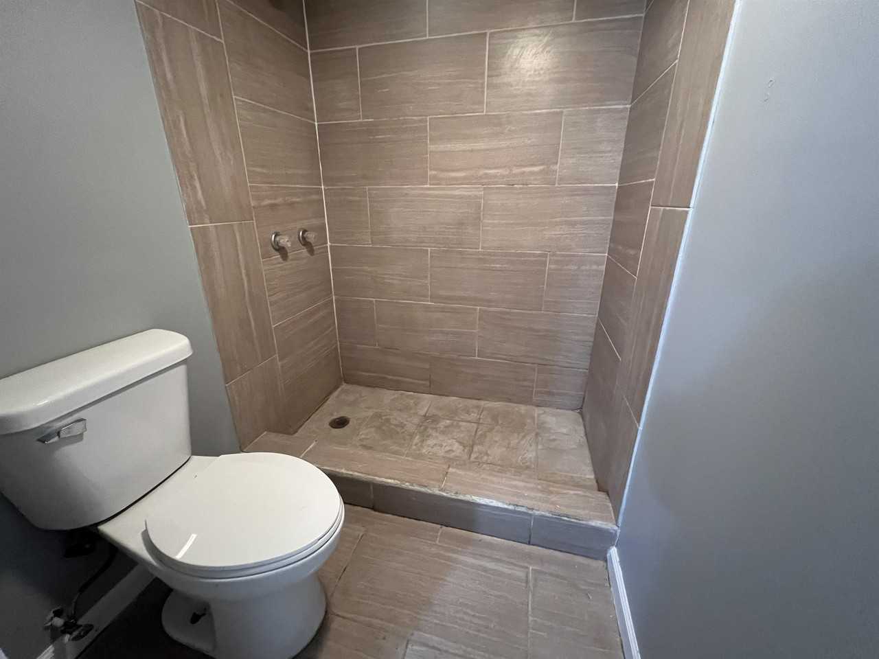 1231 North Galena Avenue - Photo 5 of 10