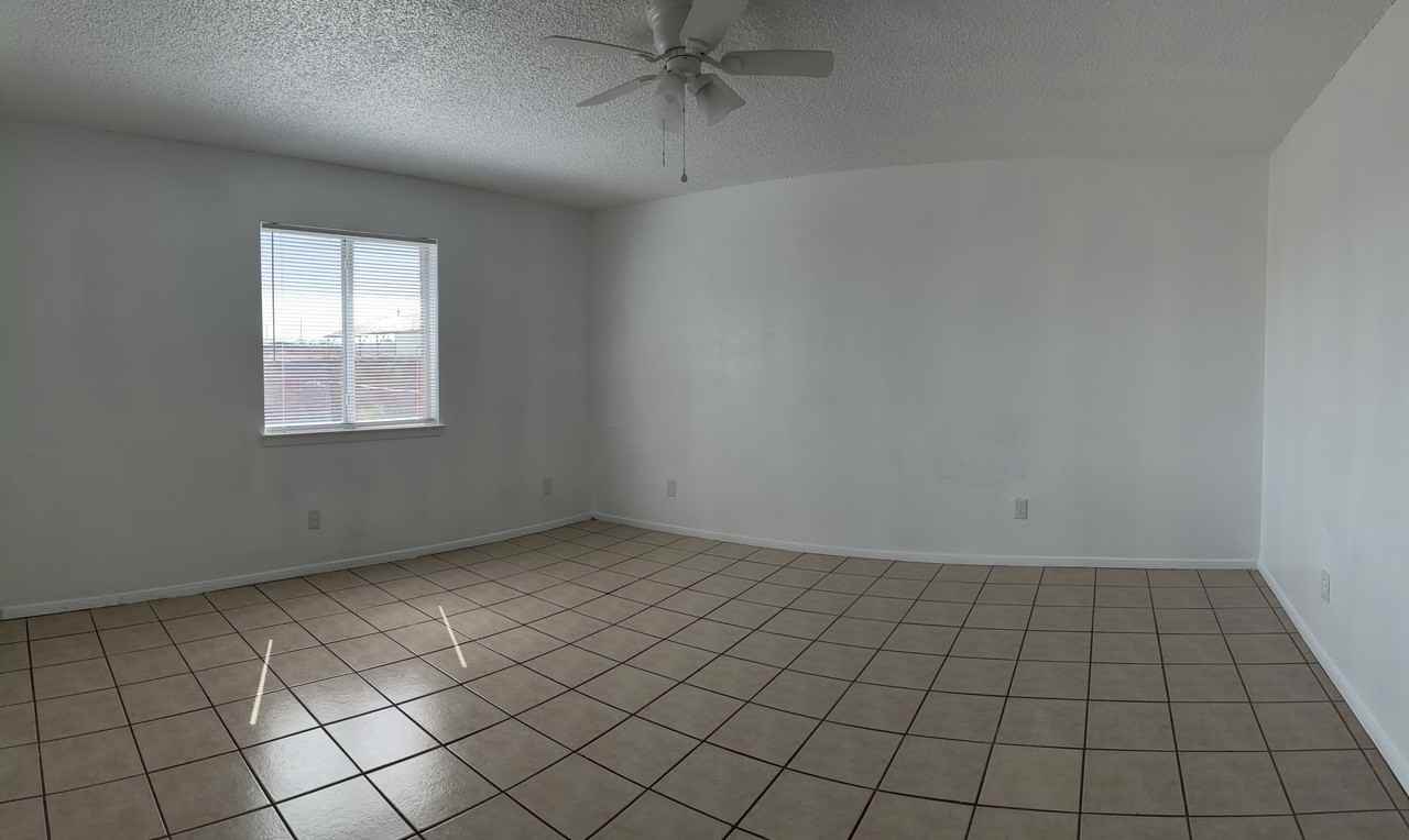 4834 Hercules Avenue Apartment 5 - Photo 3 of 15