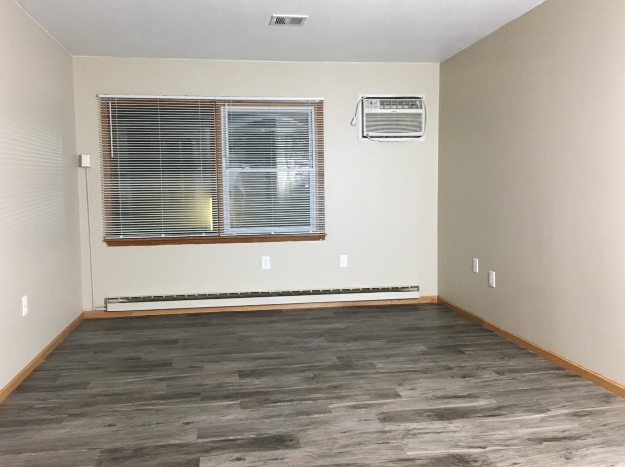 Jono Square LLC - Photo 5 of 18