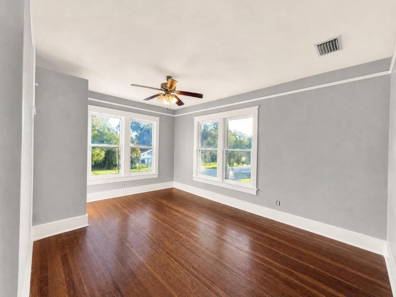 672 Avenue B Northwest - Photo 6 of 12