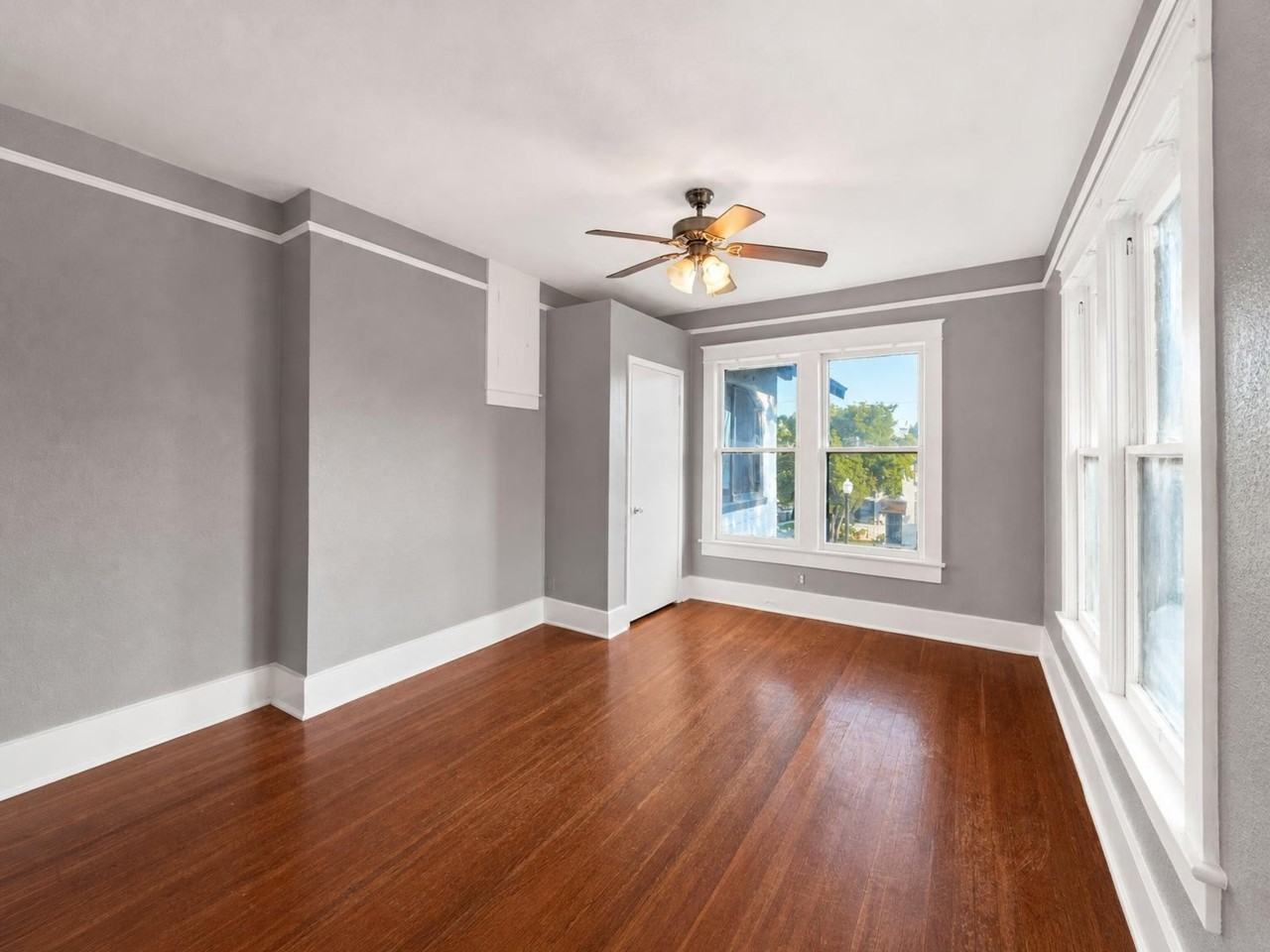 672 Avenue B Northwest - Photo 7 of 12
