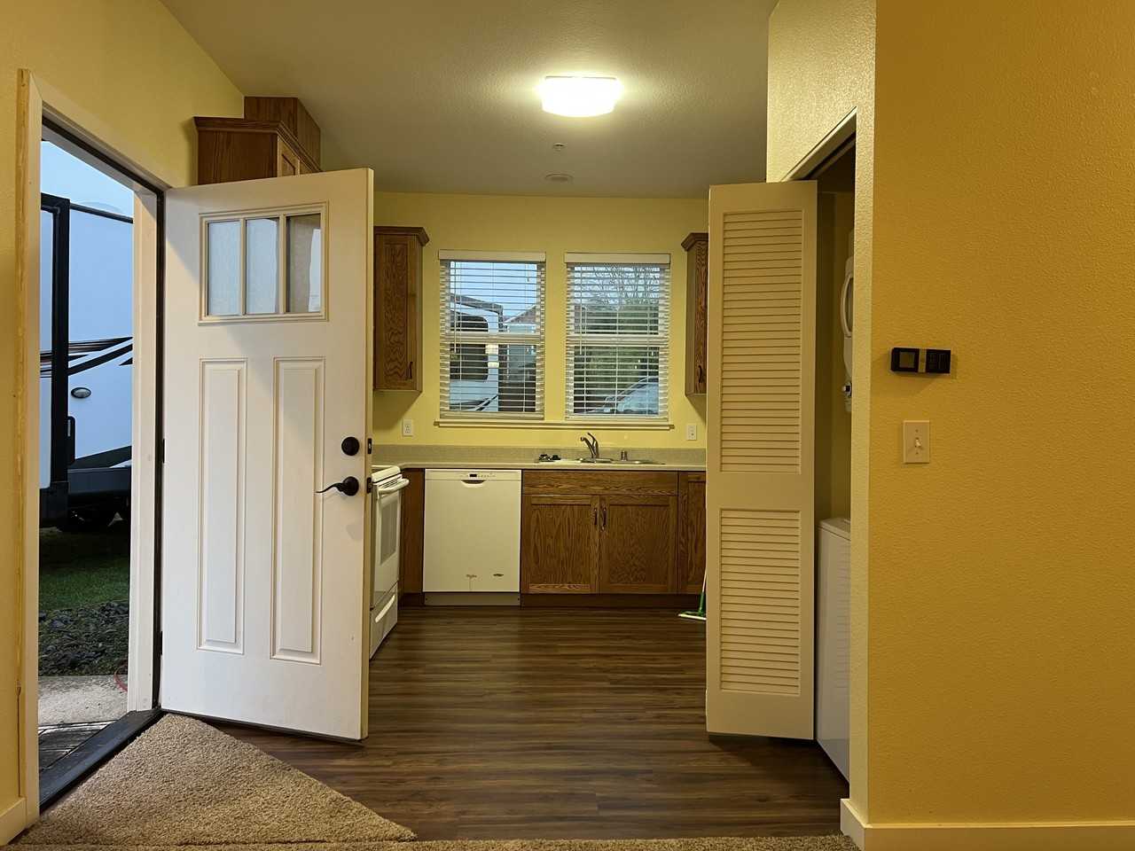 2467 Blackbird Avenue - Photo 6 of 21