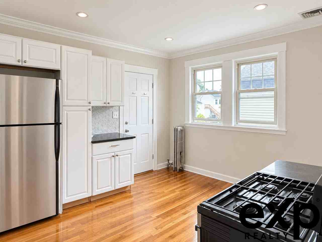 35 Charles St #2 - Photo 4 of 29