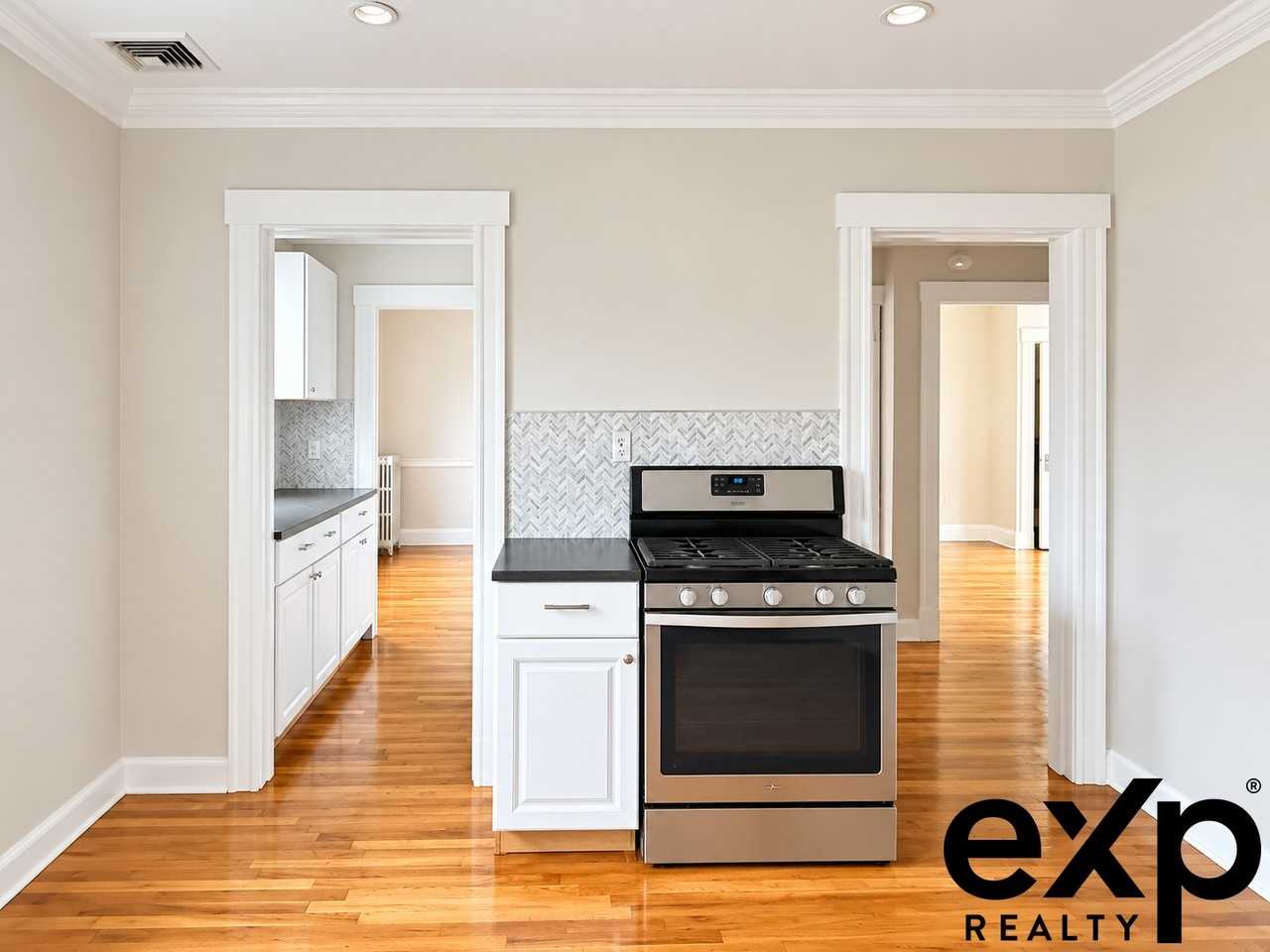 35 Charles St #2 - Photo 5 of 29