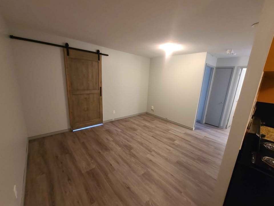 155 Mighton - Photo 5 of 11
