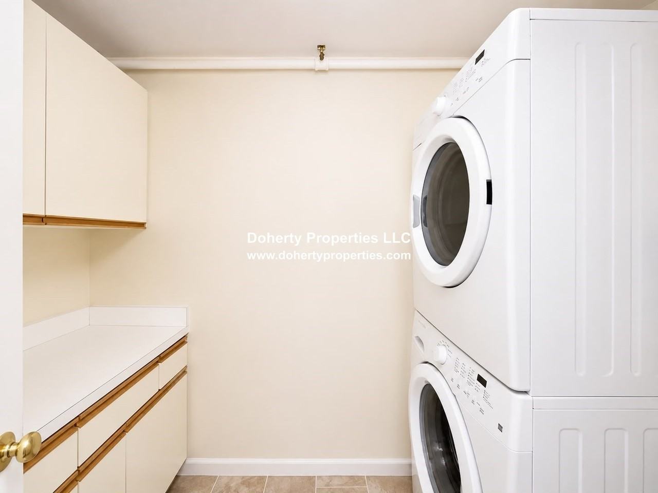 200 Market St #204 - Photo 4 of 19