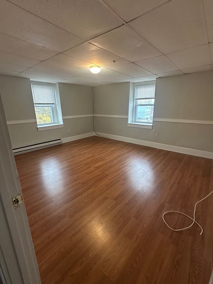 869 Gorham Street - Photo 4 of 5