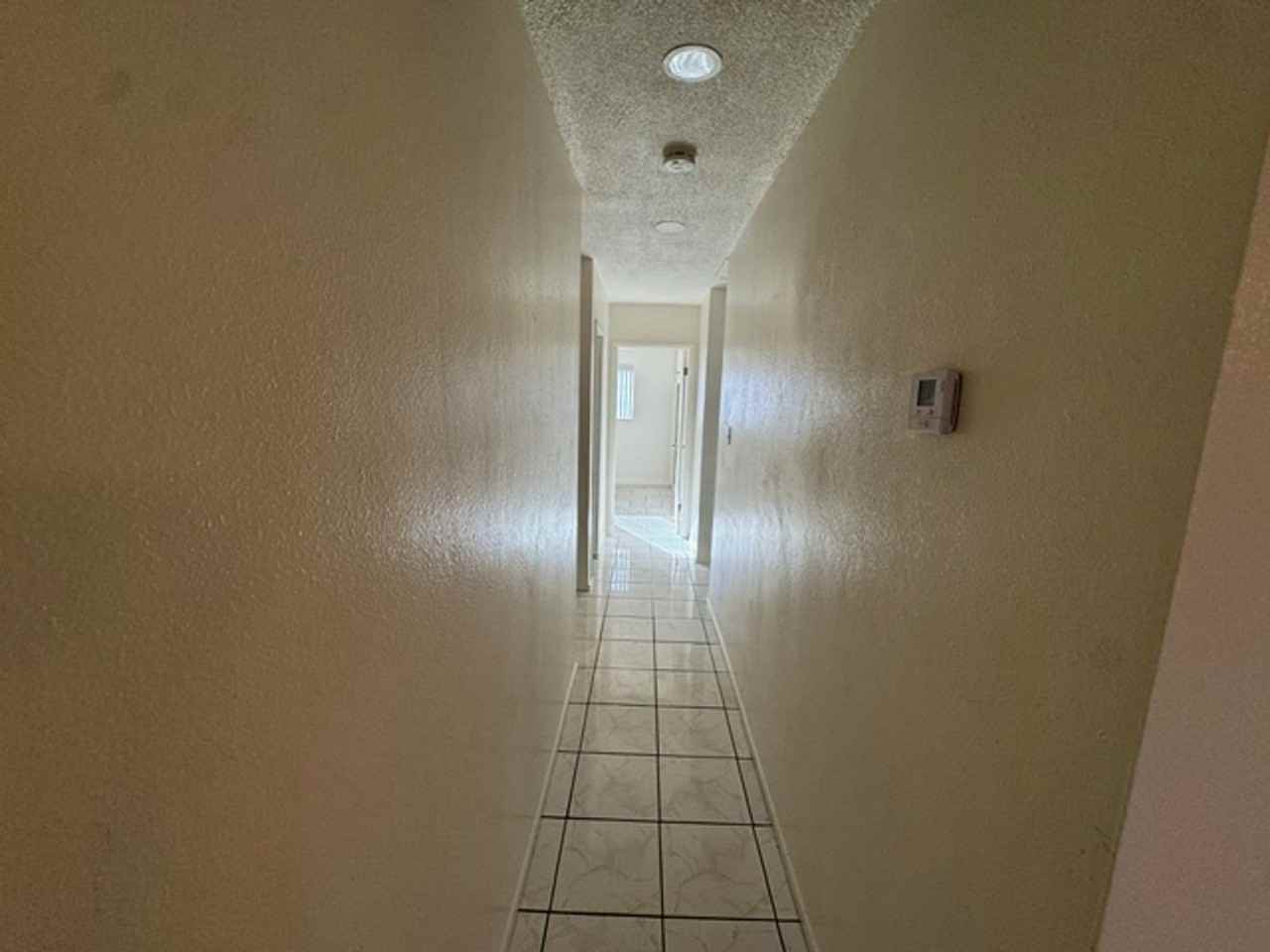 498 S Vernon Ave - Photo 7 of 18