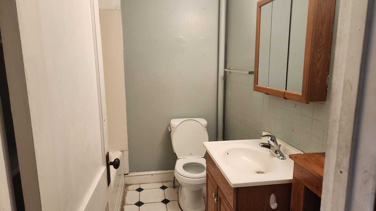 452 Main Street - Photo 4 of 9
