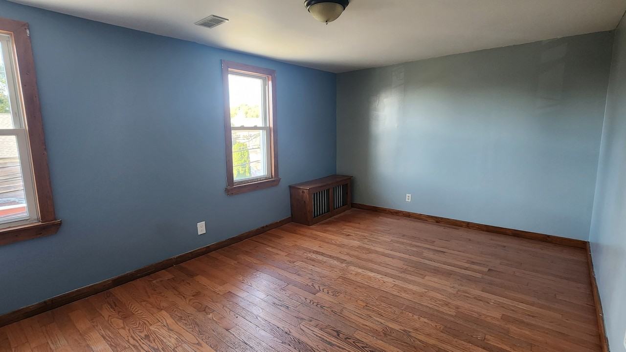 452 Main Street - Photo 7 of 9