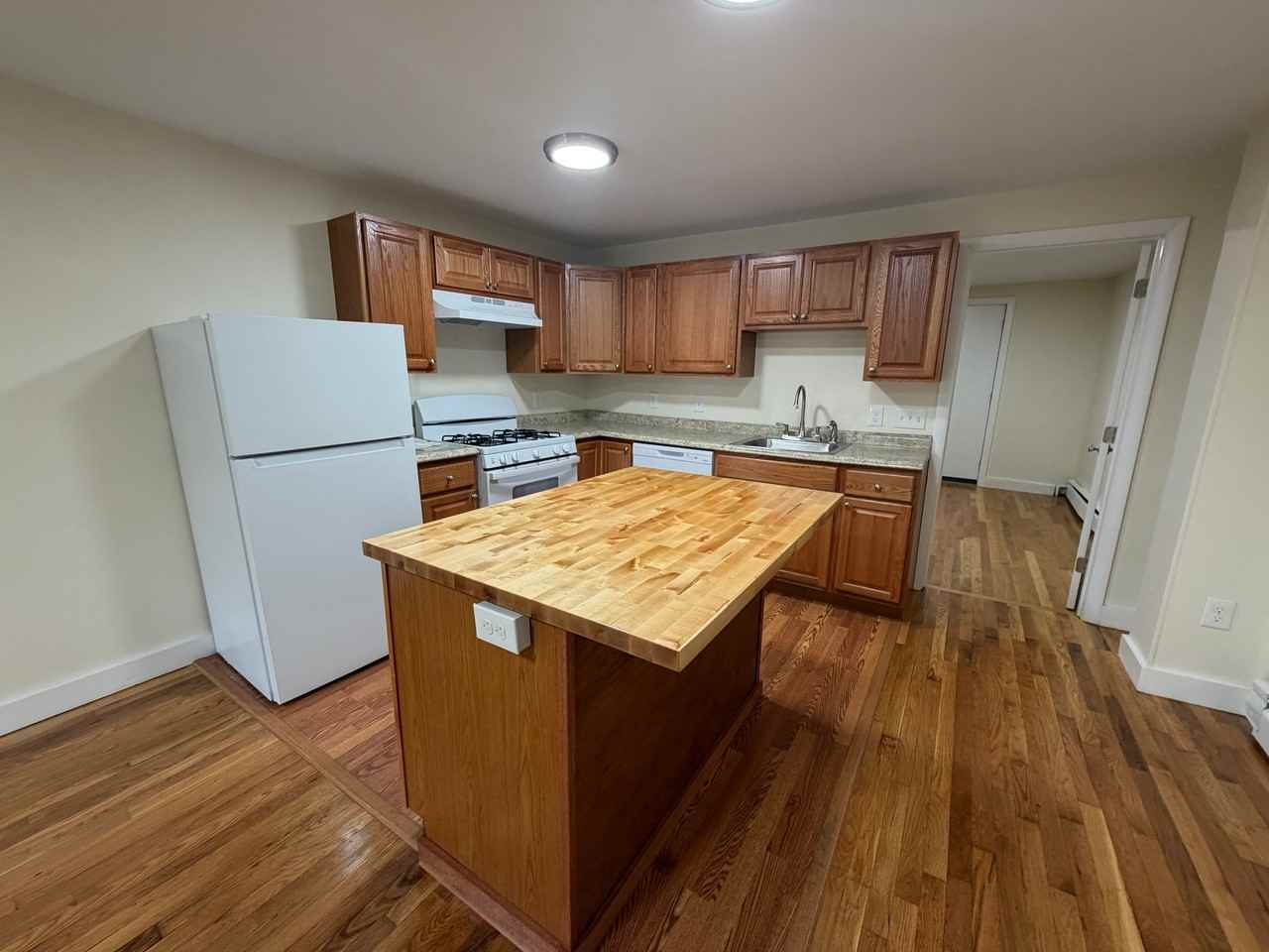 286 Beacon St #C - Photo 4 of 20