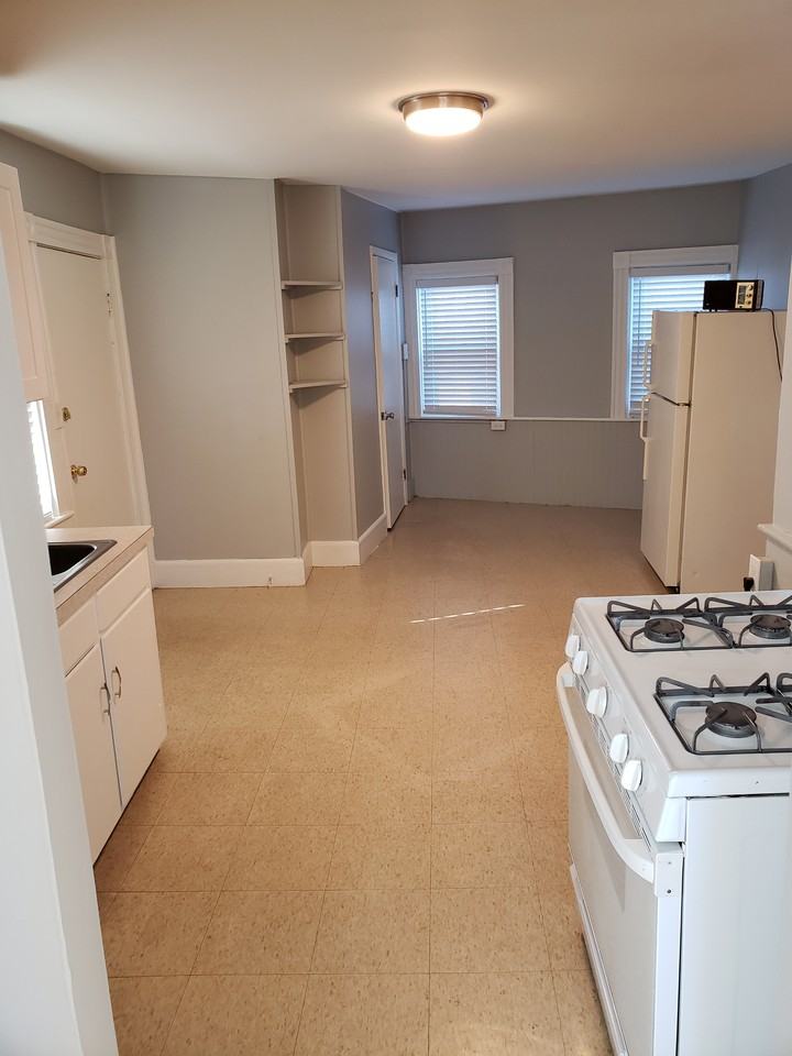 30 Lowell St #2 - Photo 2 of 6