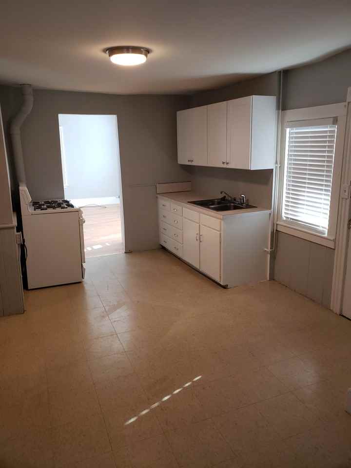 30 Lowell St #2 - Photo 3 of 6