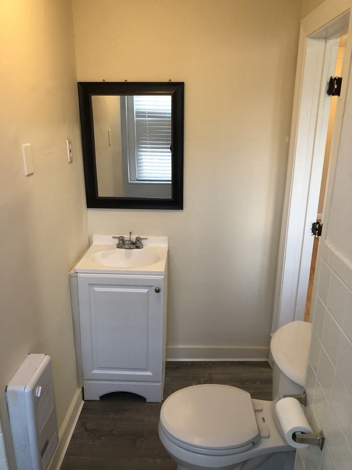 77 Main St #6 - Photo 6 of 7