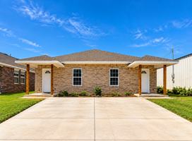 featured image of 2106 Charles Whitlow Ave