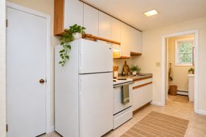 featured image of 180 Blueberry Ln