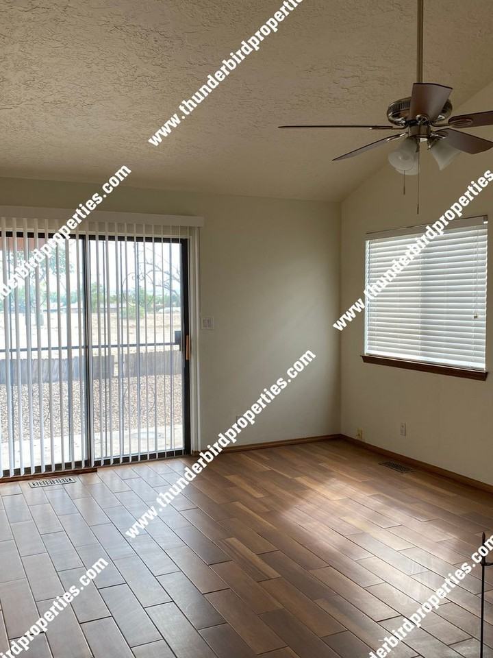 642 Lakeview Cir Se - Photo 7 of 14