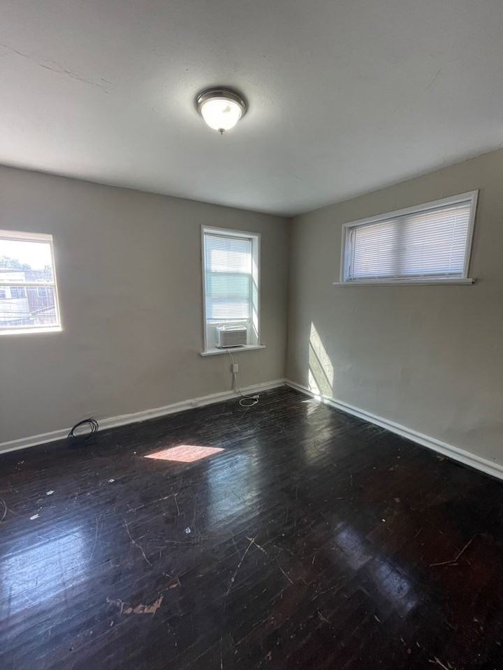 3694 Montana St - Photo 2 of 7