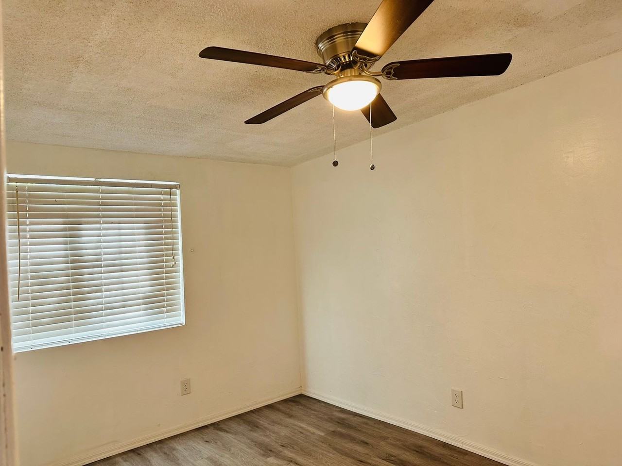 7113 E Freestone Dr - Photo 6 of 10