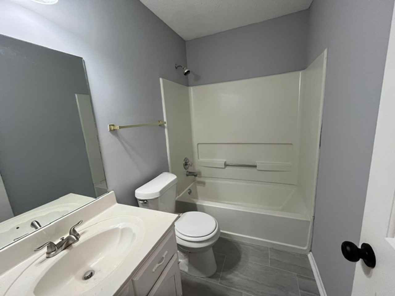 4158 Highgate Dr - Photo 7 of 11