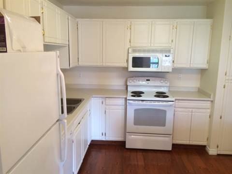 16725 106 St NW - Photo 3 of 8