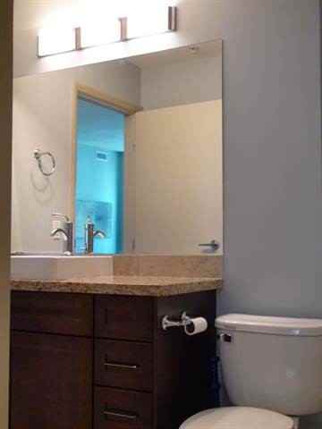 201 15 Ave SE - Photo 2 of 8