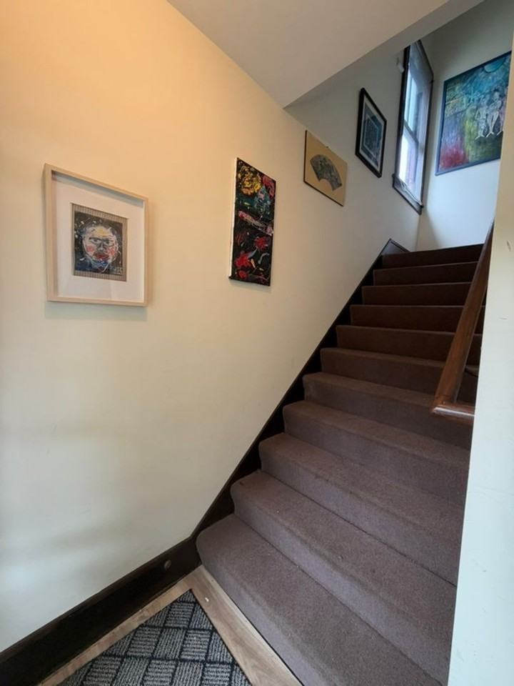 731 Marshall Ave 1st Fl - Photo 3 of 37