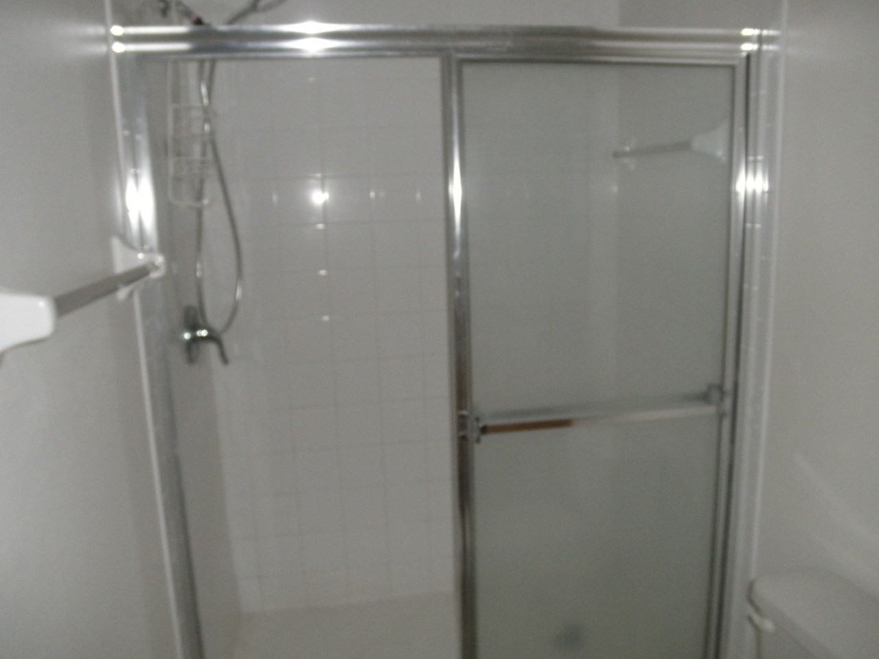 2227 White Pine Cir Apt B - Photo 5 of 9