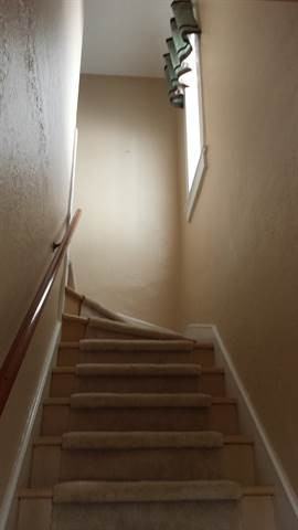 575 Machray Ave - Photo 2 of 7