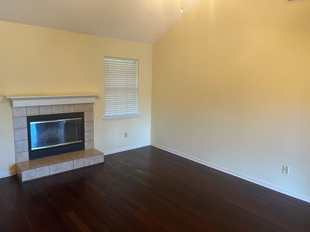 44 Pointer Ct - Photo 2 of 15