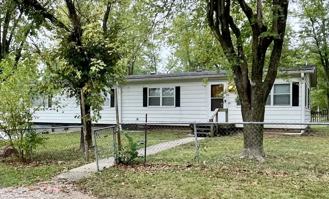 6901 N Maxine St - Photo 1 of 1