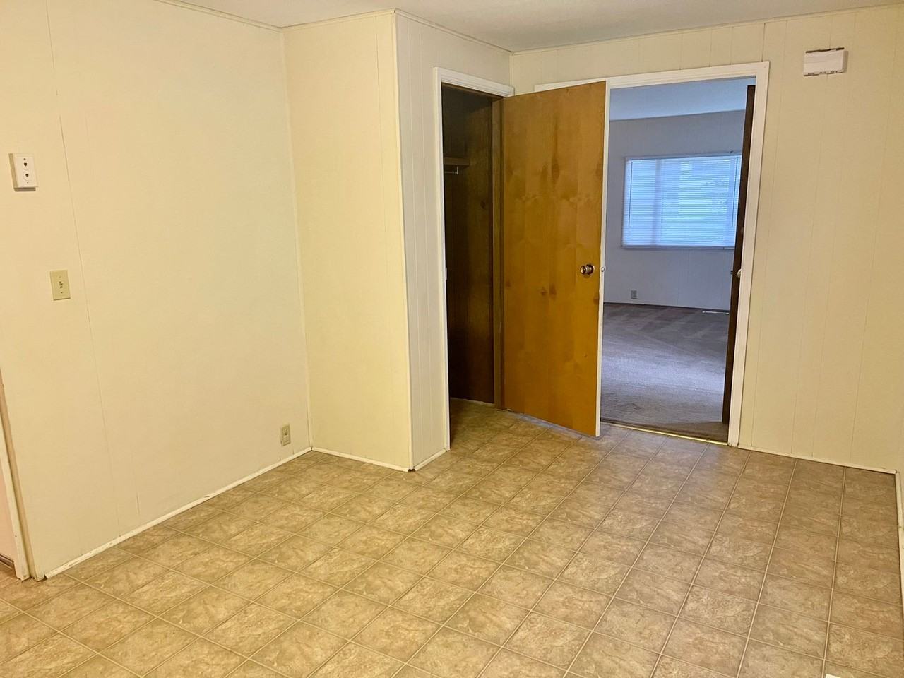 6901 N Maxine St - Photo 5 of 32