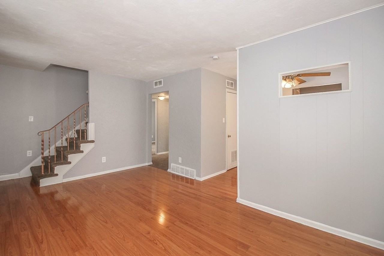 17416 Wayne Dr - Photo 2 of 39