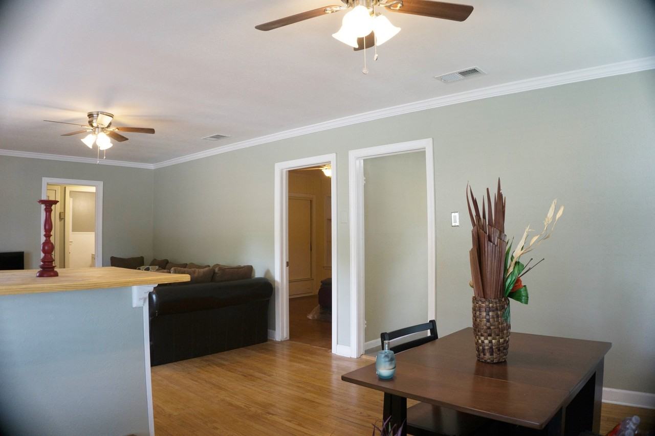 146 Rodena St - Photo 6 of 19