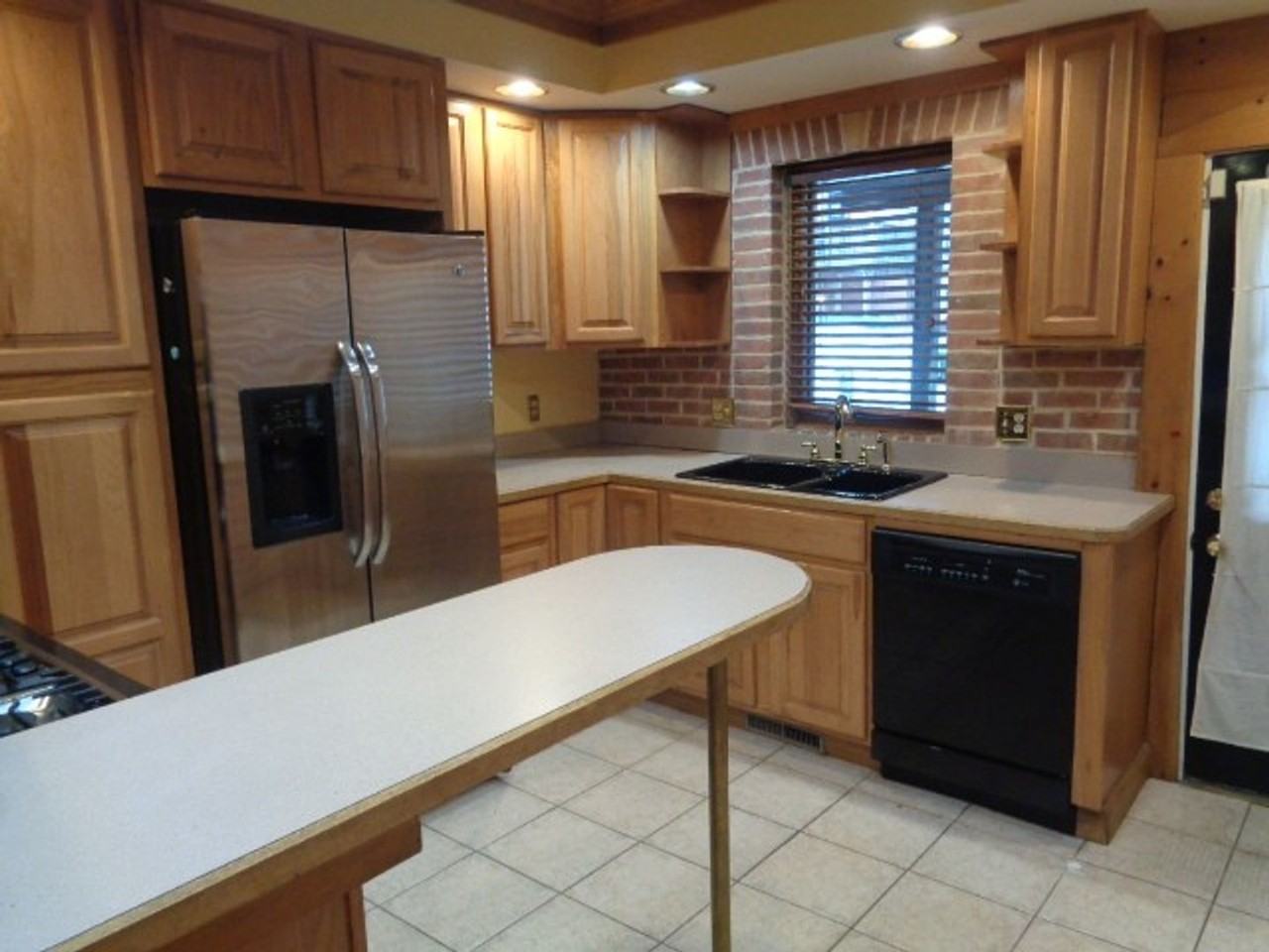2619 Fleet St - Photo 6 of 22