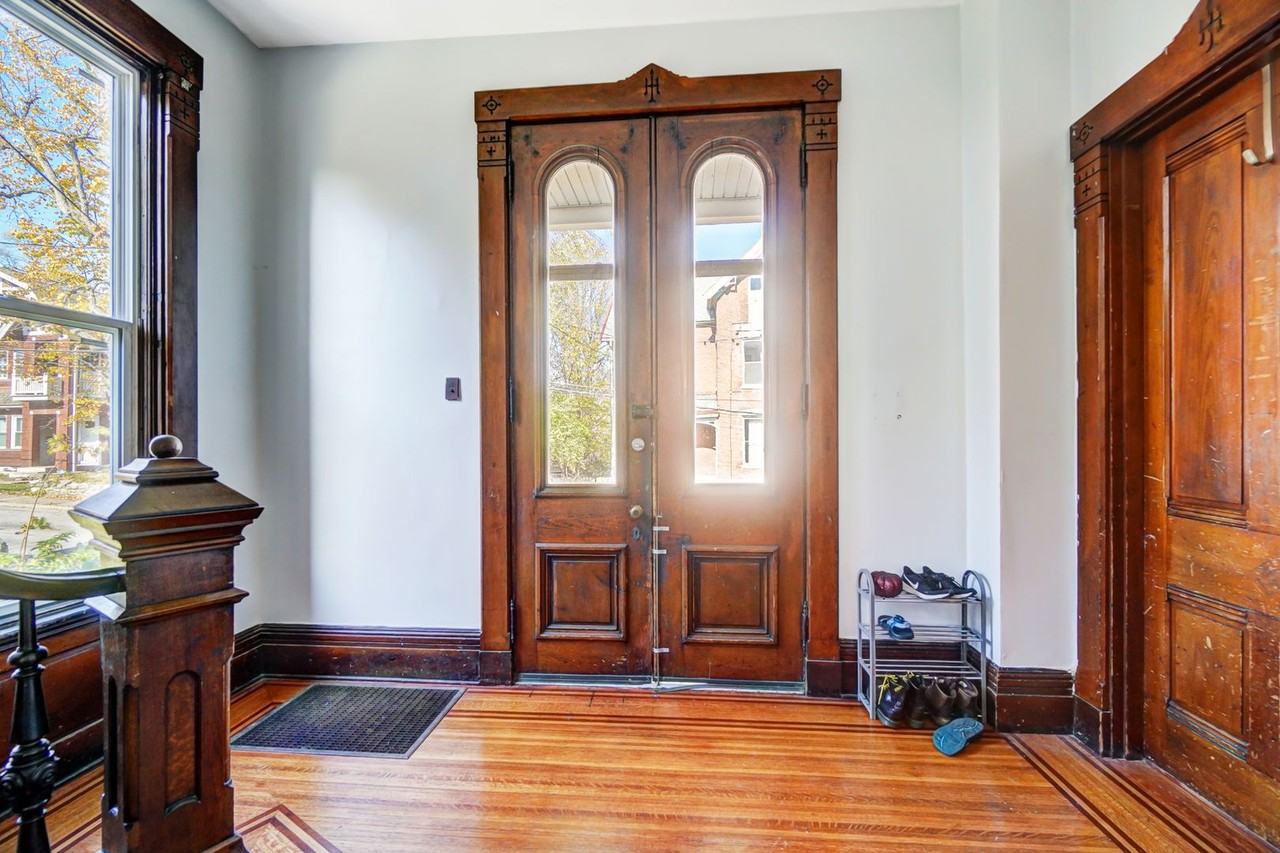 235 McCormick Pl. - Photo 7 of 50