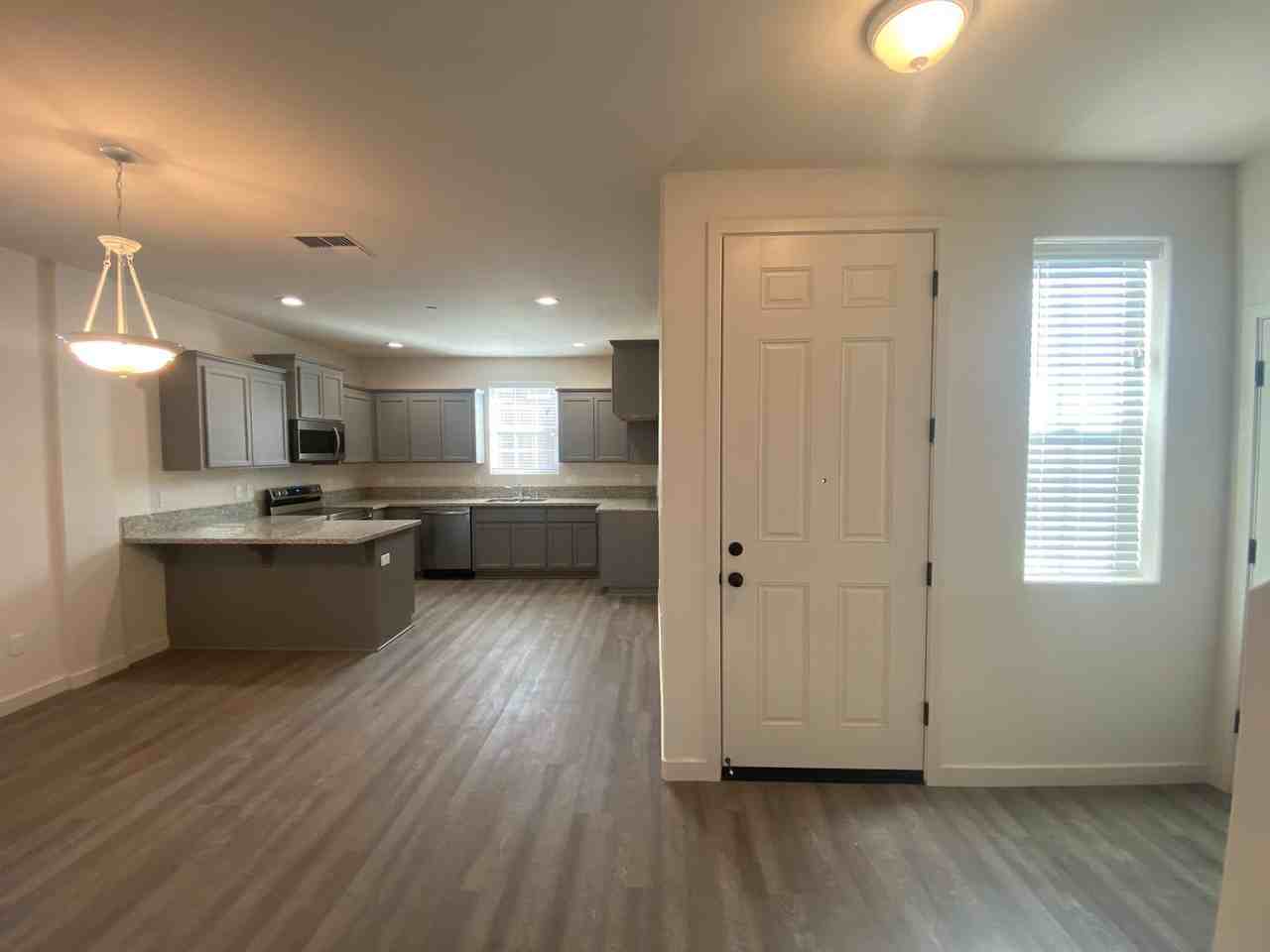 6764 Jujube Ln - Photo 4 of 22