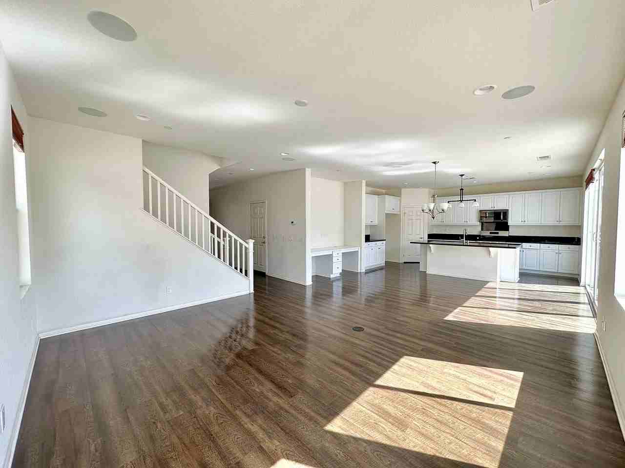 682 Seine River Way - Photo 4 of 35