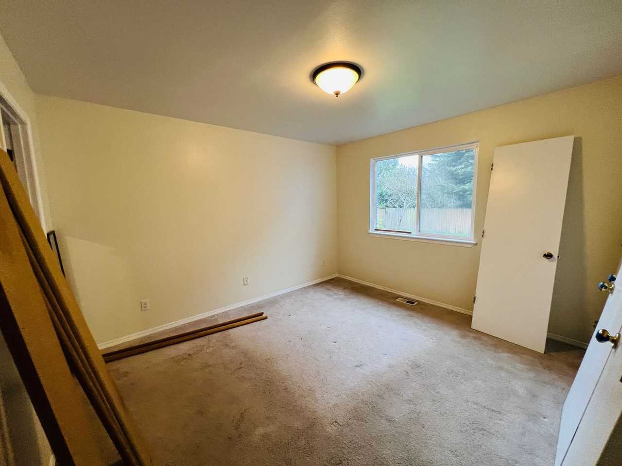 2414 N 24th Pl - Photo 6 of 21