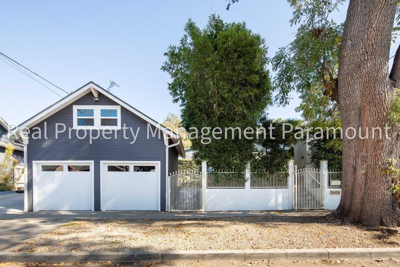 1606 Myra Ave - Photo 3 of 50