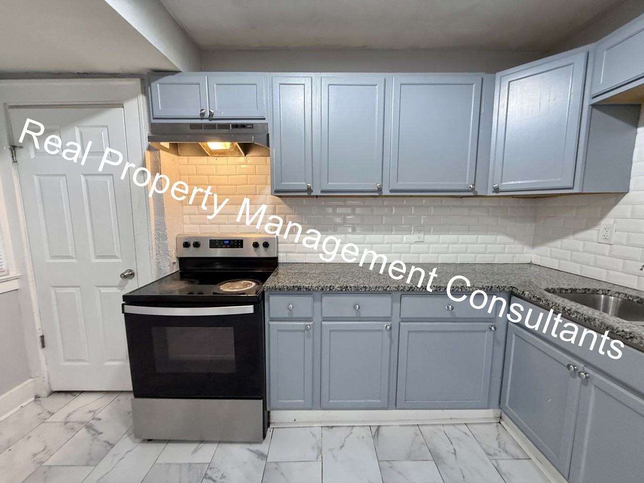 4025 E 67th Ter - Photo 7 of 23