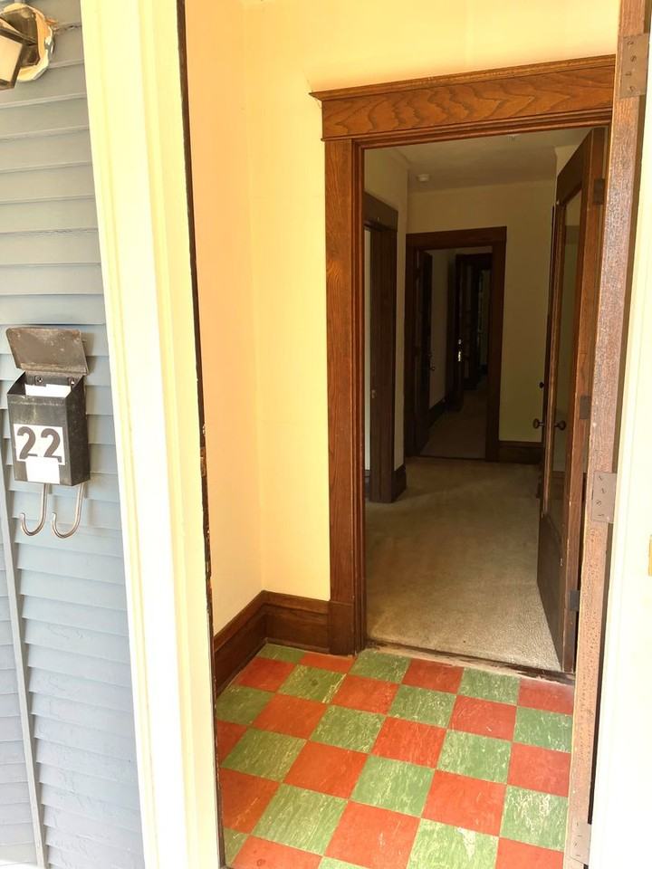 Lindholm Properties - Photo 3 of 21