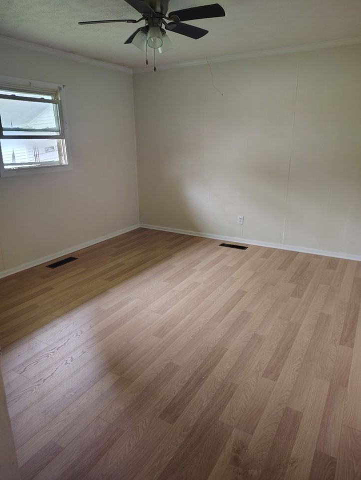 3581 Haney Rd - Photo 3 of 6