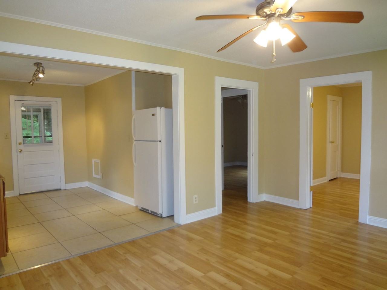 109 Caldwell St - Photo 3 of 7