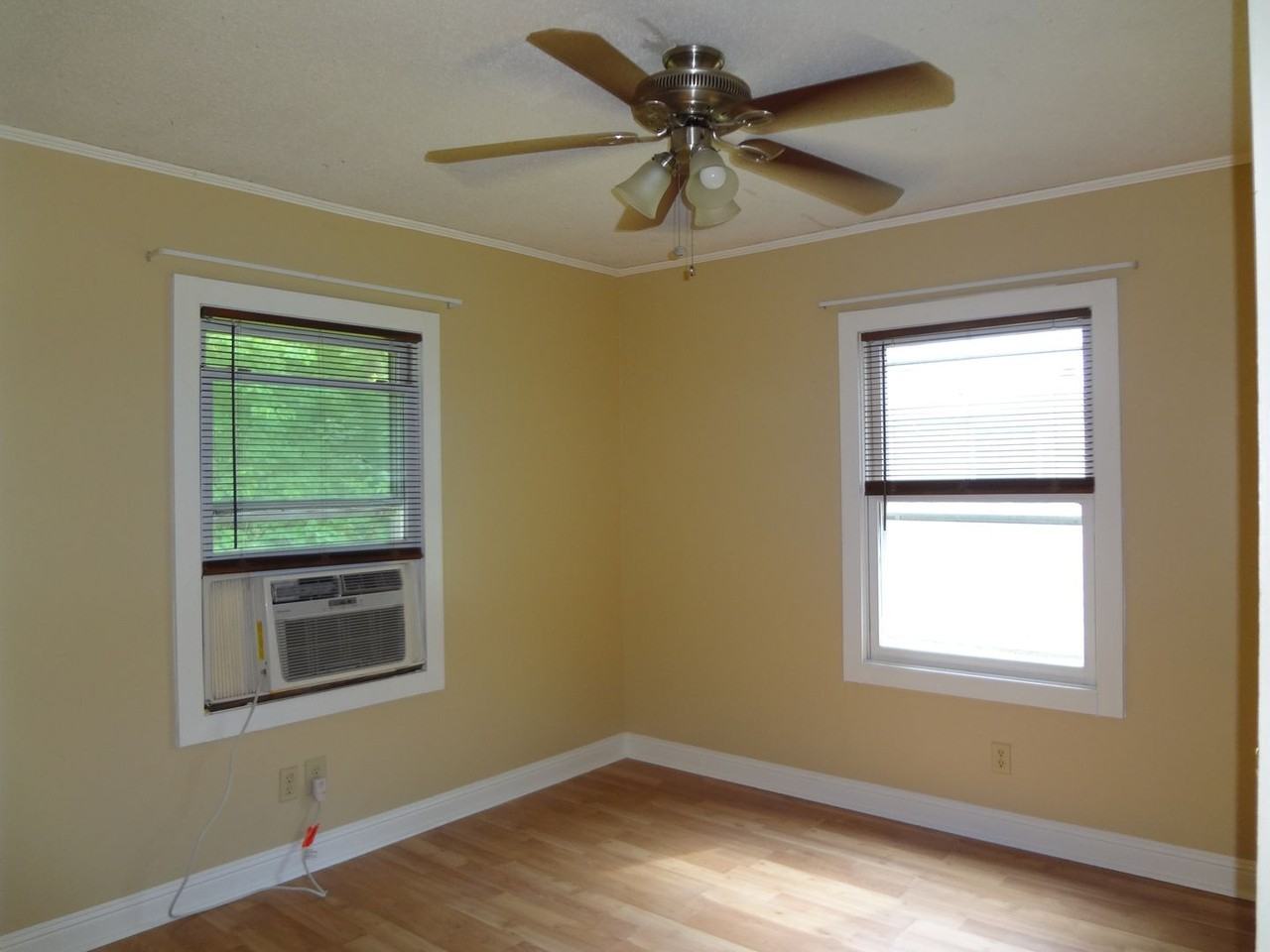 109 Caldwell St - Photo 7 of 7