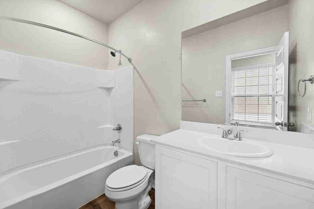 The Cottages at Bell Station - Photo 7 of 45